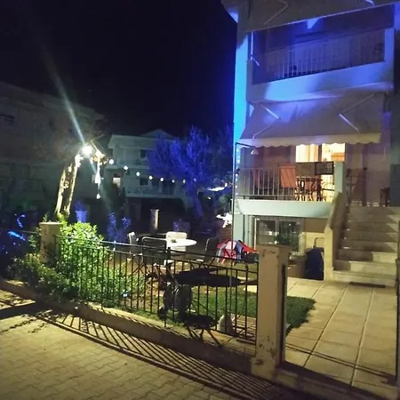 بيت للعطل Porto Maria غيراكيني
